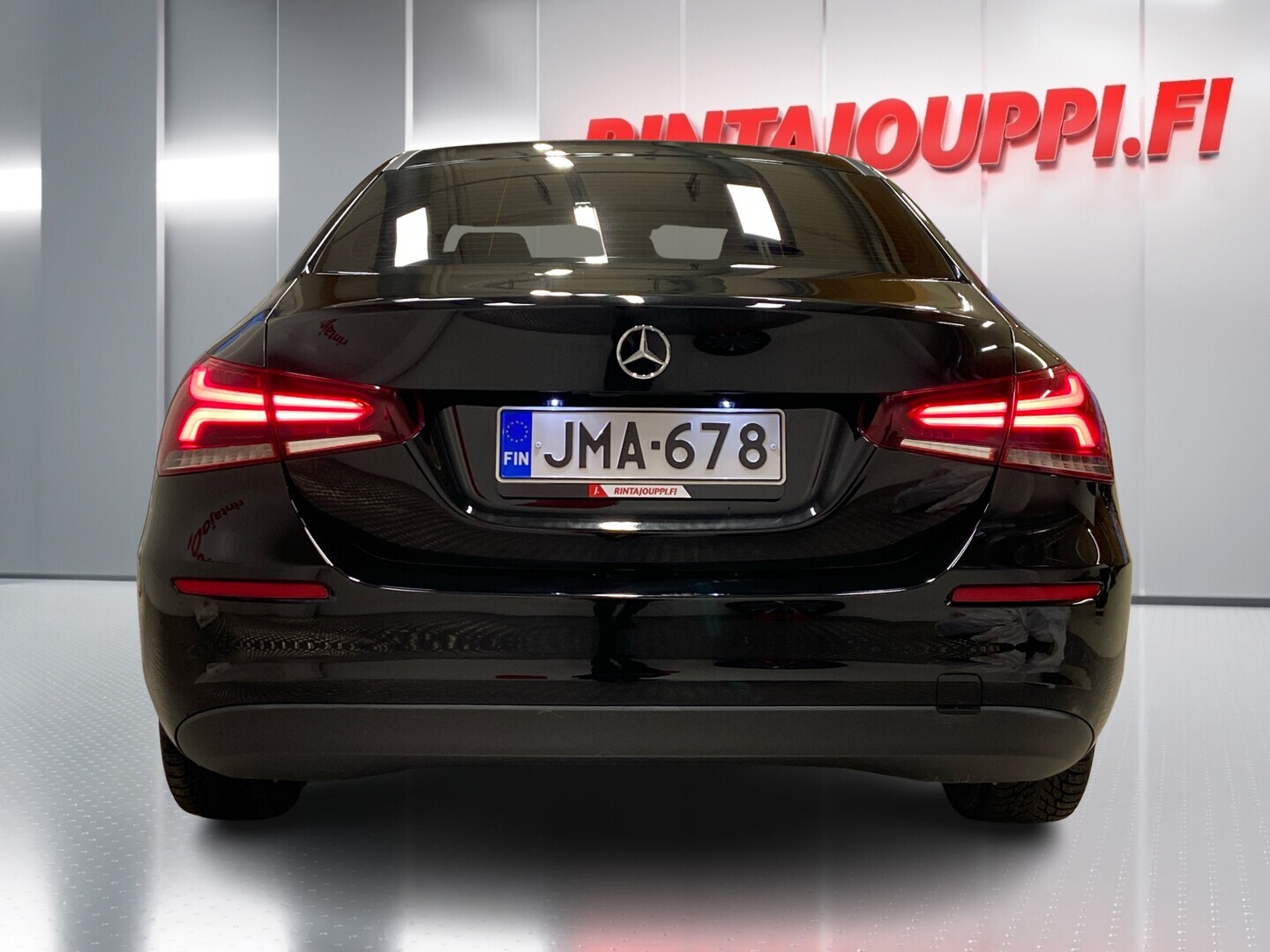 MERCEDES-BENZ A 2021