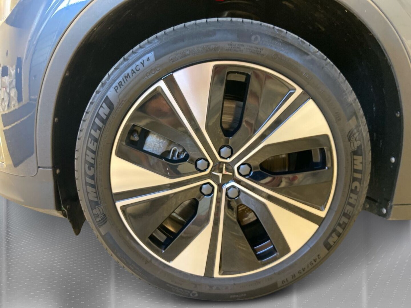 POLESTAR 2 13