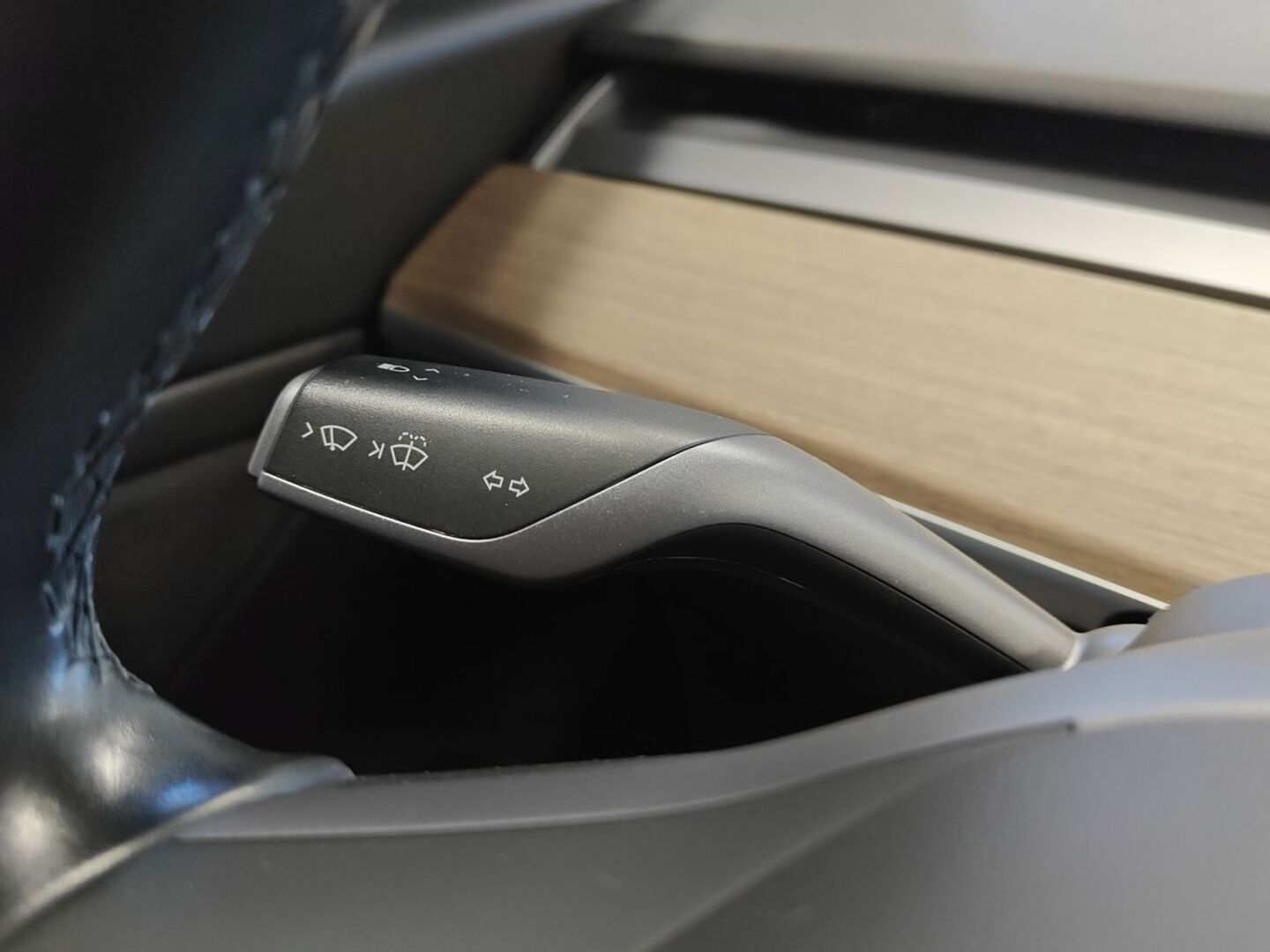 TESLA Model 3 17