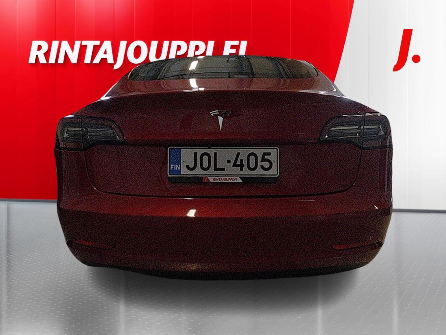 TESLA Model 3 5