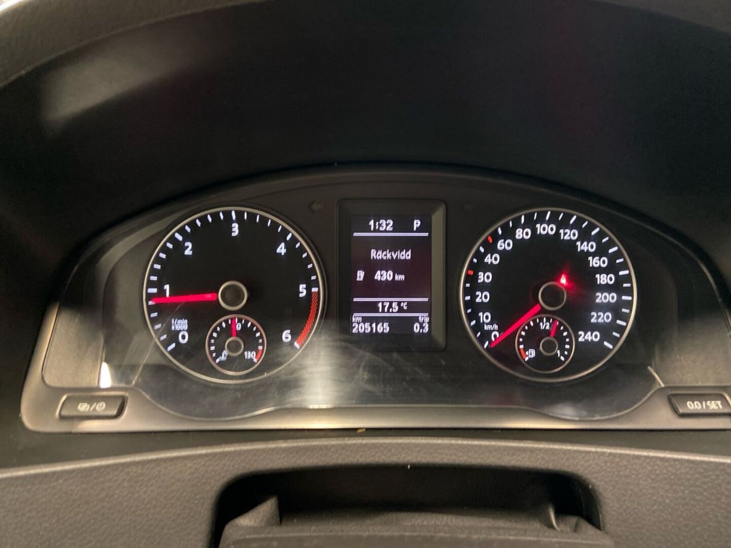 VOLKSWAGEN Transporter 15
