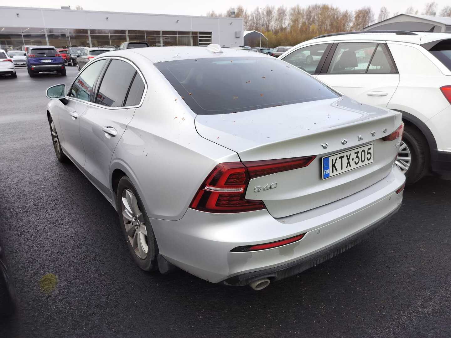 VOLVO S60 2021
