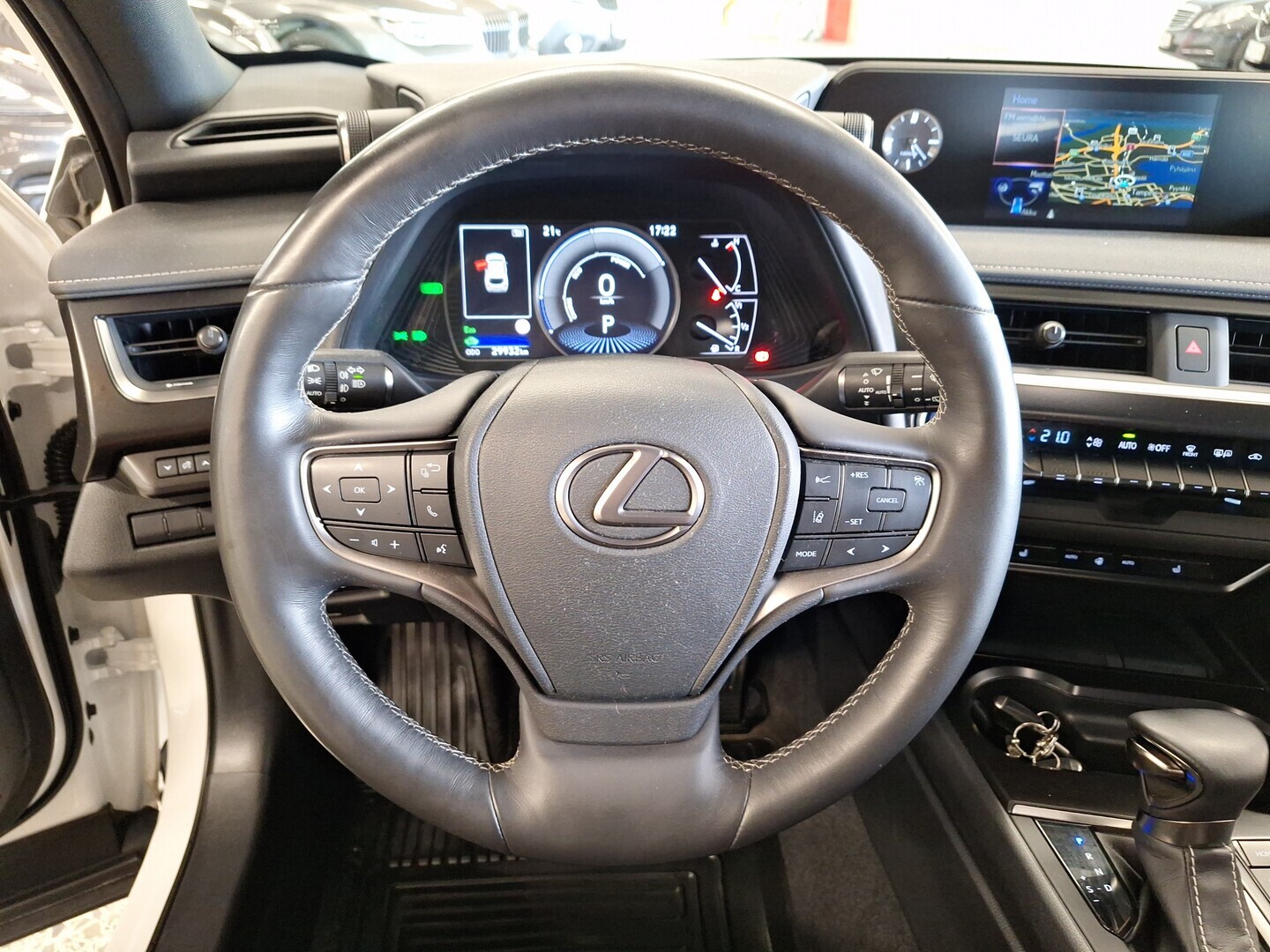 LEXUS UX 2021
