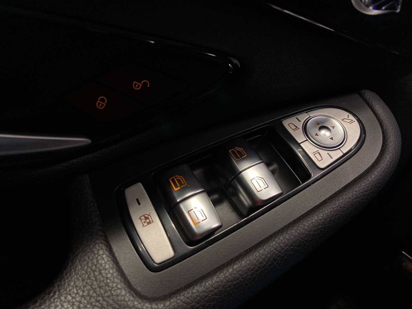 MERCEDES-BENZ GLC 2017