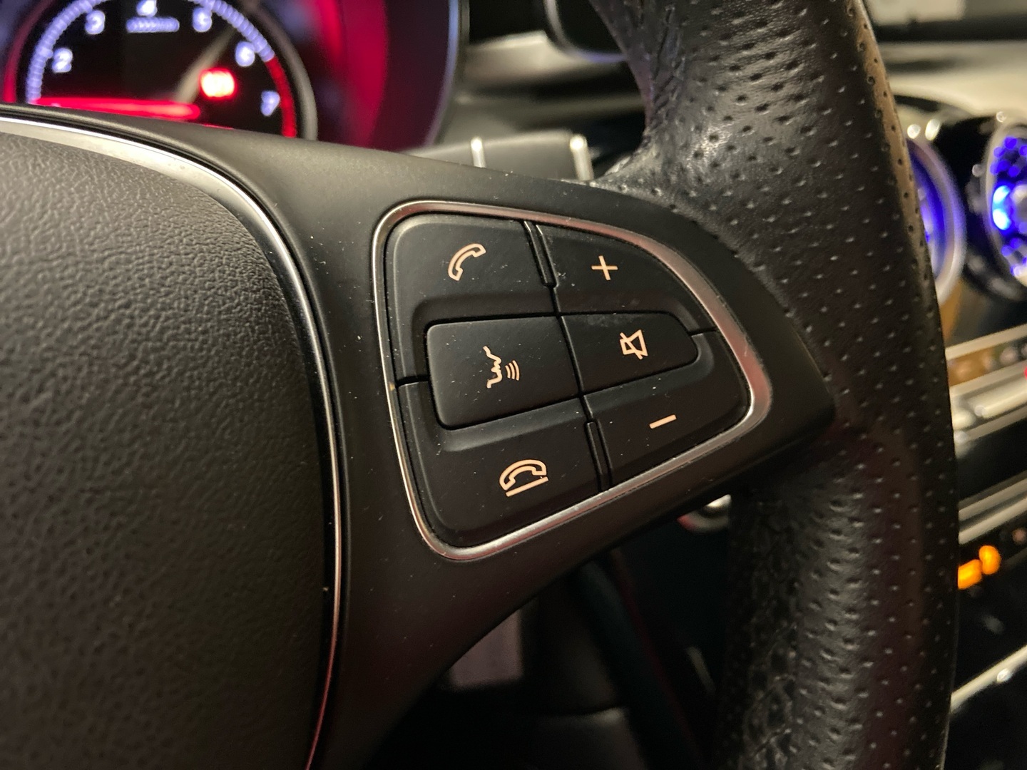 MERCEDES-BENZ GLC 2017