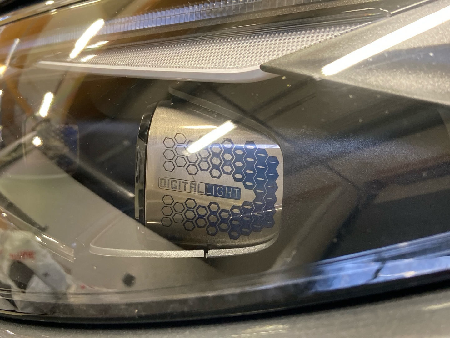 MERCEDES-BENZ EQS 2024