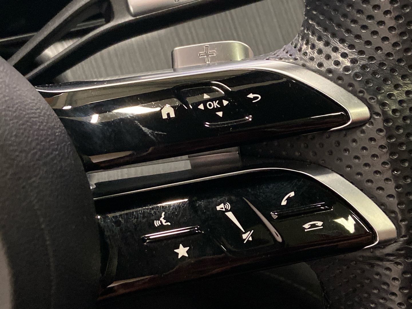 MERCEDES-BENZ EQS 2024