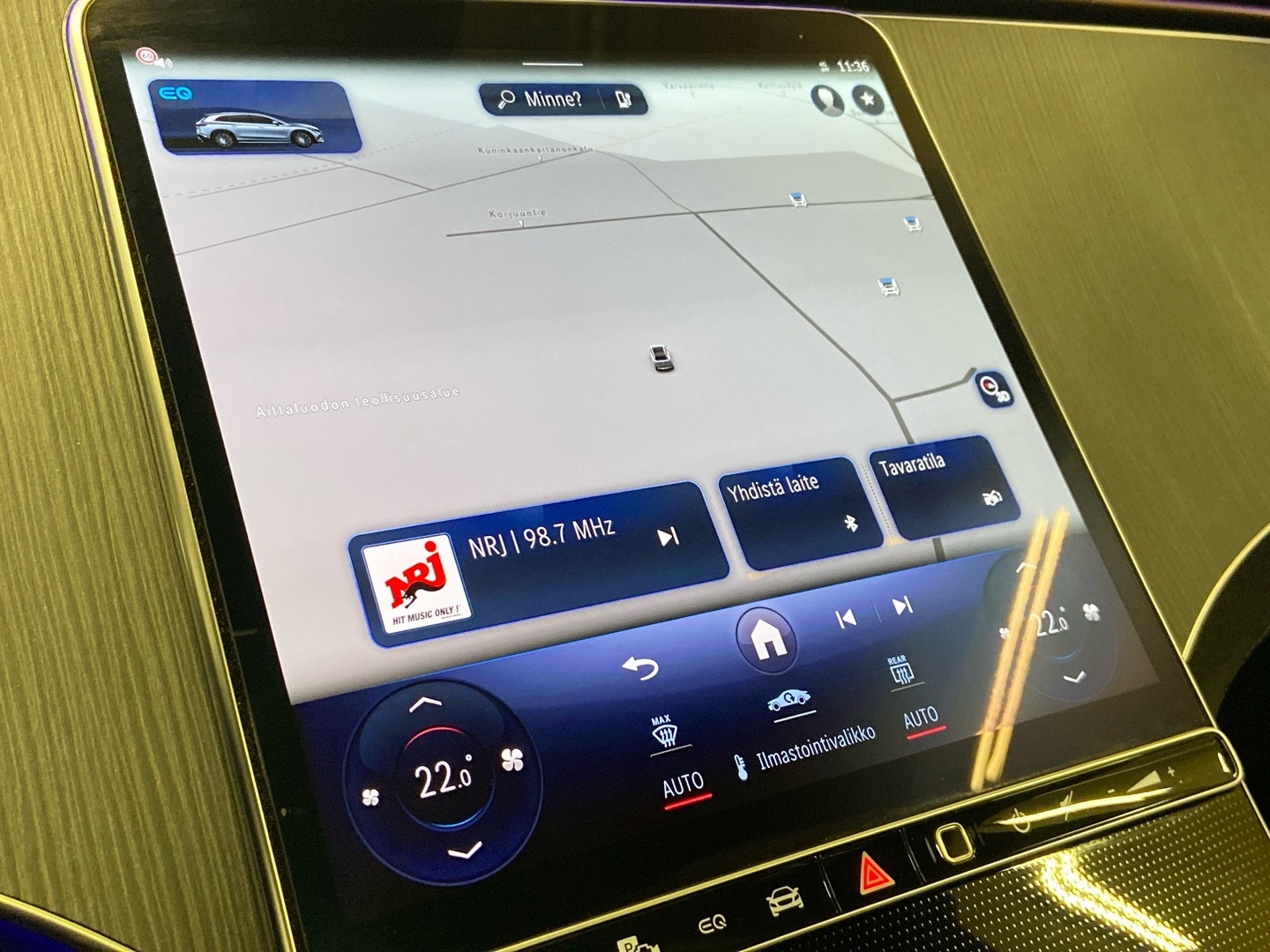 MERCEDES-BENZ EQS 2024