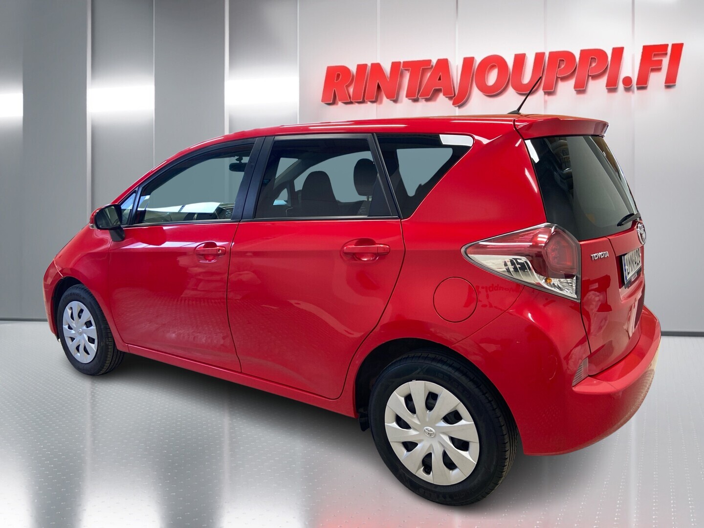 TOYOTA Verso-S 2015