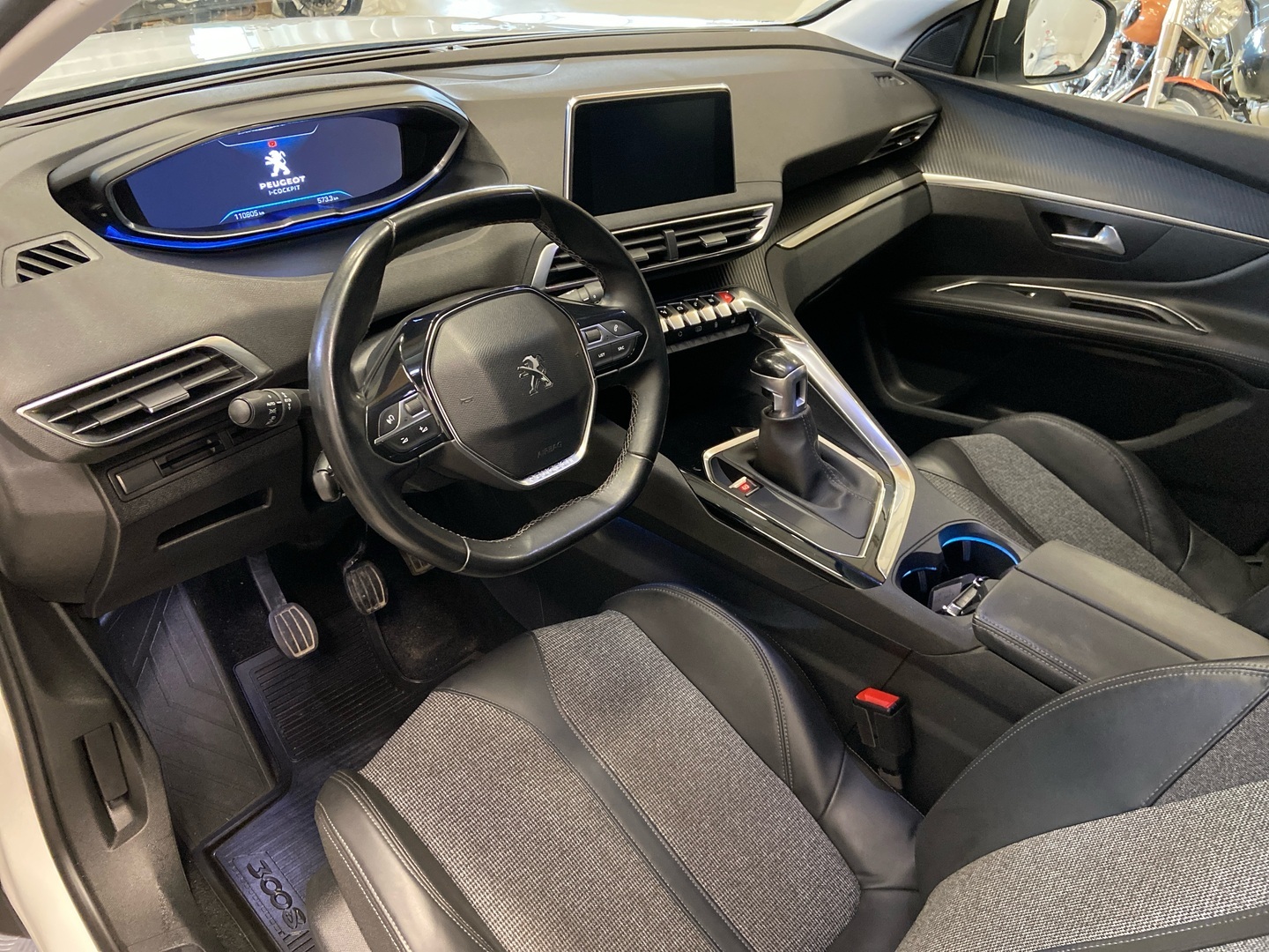 PEUGEOT 3008 2017