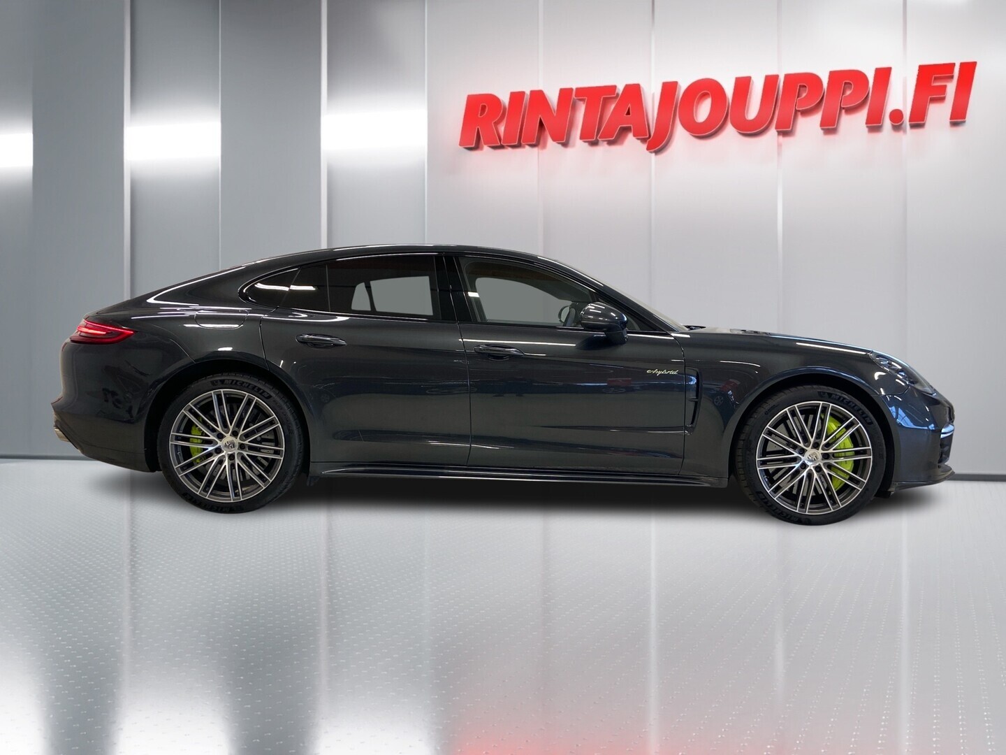 PORSCHE Panamera 2020