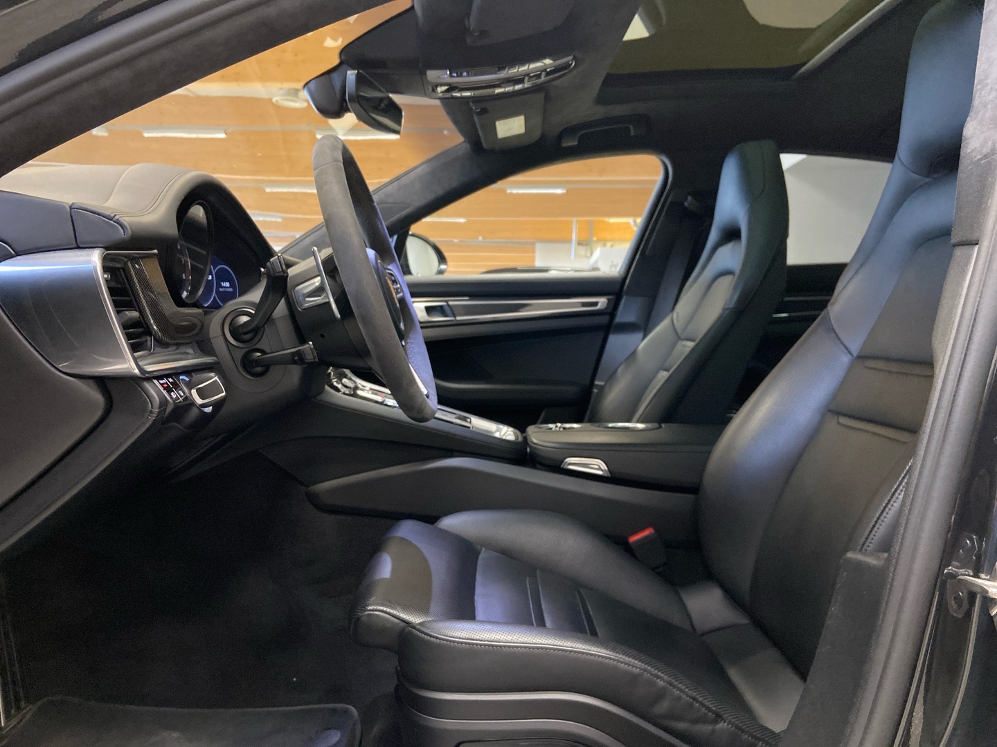 PORSCHE Panamera 2020