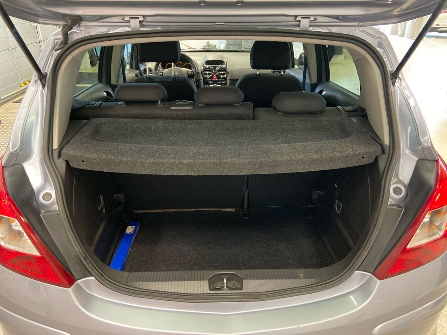 OPEL Corsa 2011