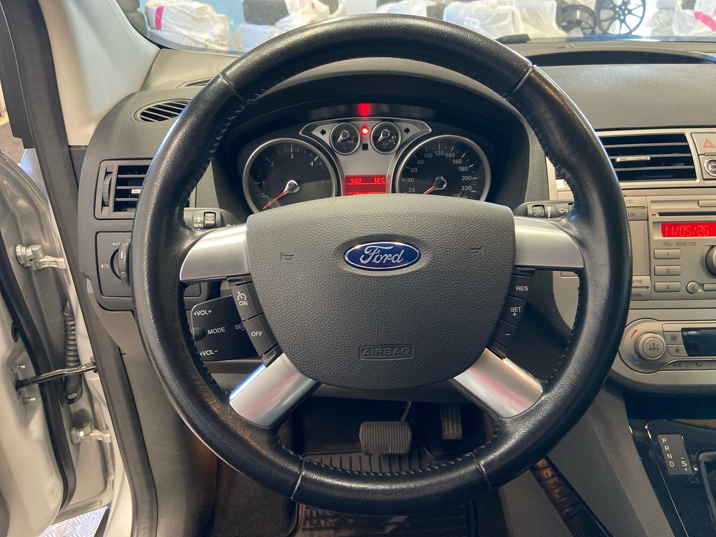 FORD Kuga 2012