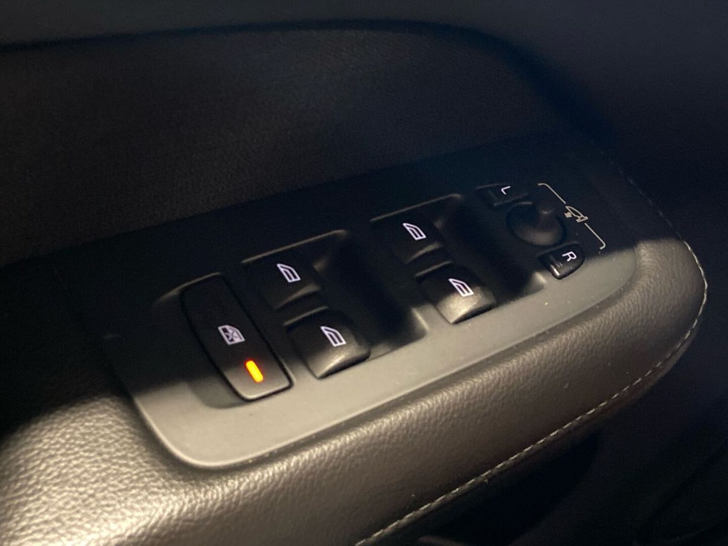 VOLVO V60 2018
