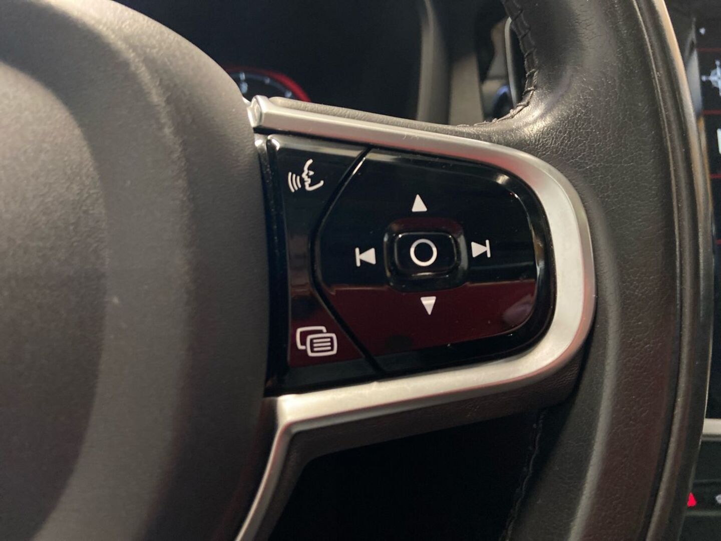 VOLVO V60 2018
