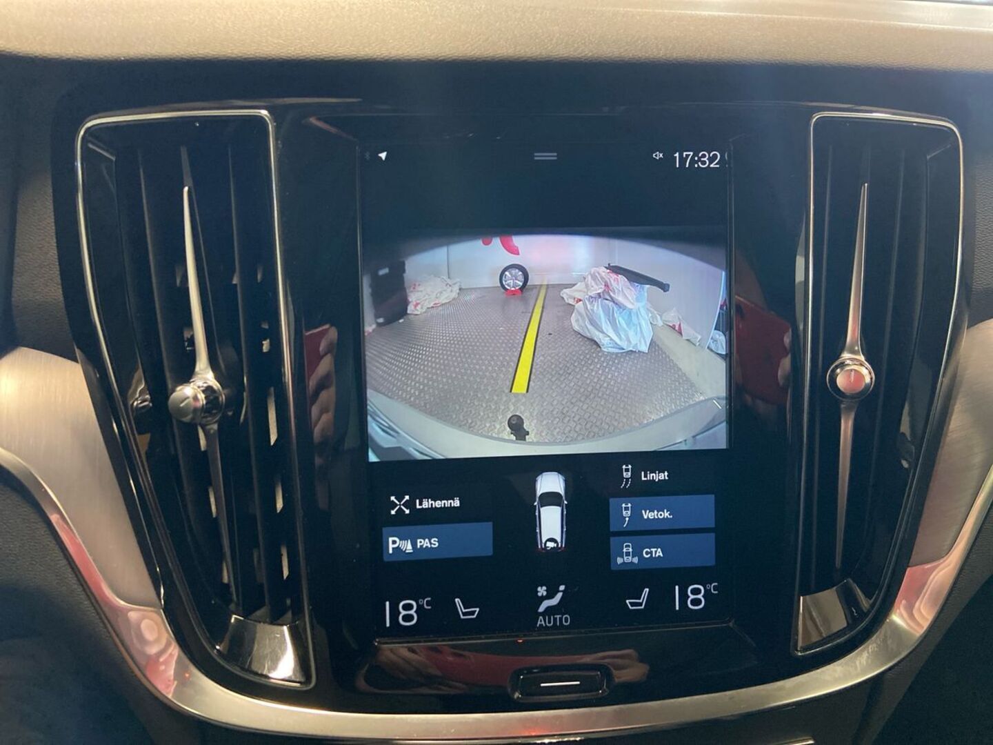 VOLVO V60 2018