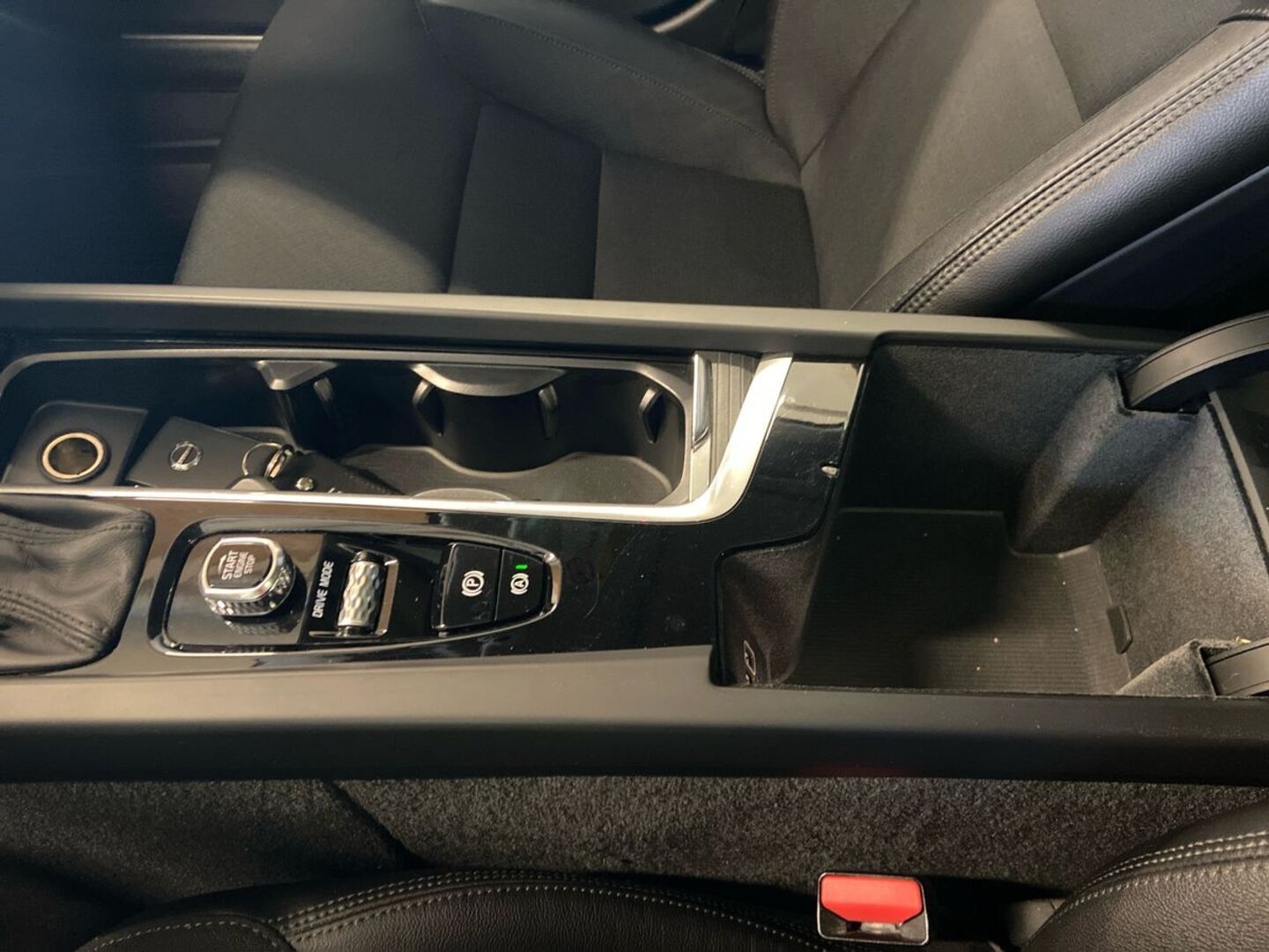 VOLVO V60 2018