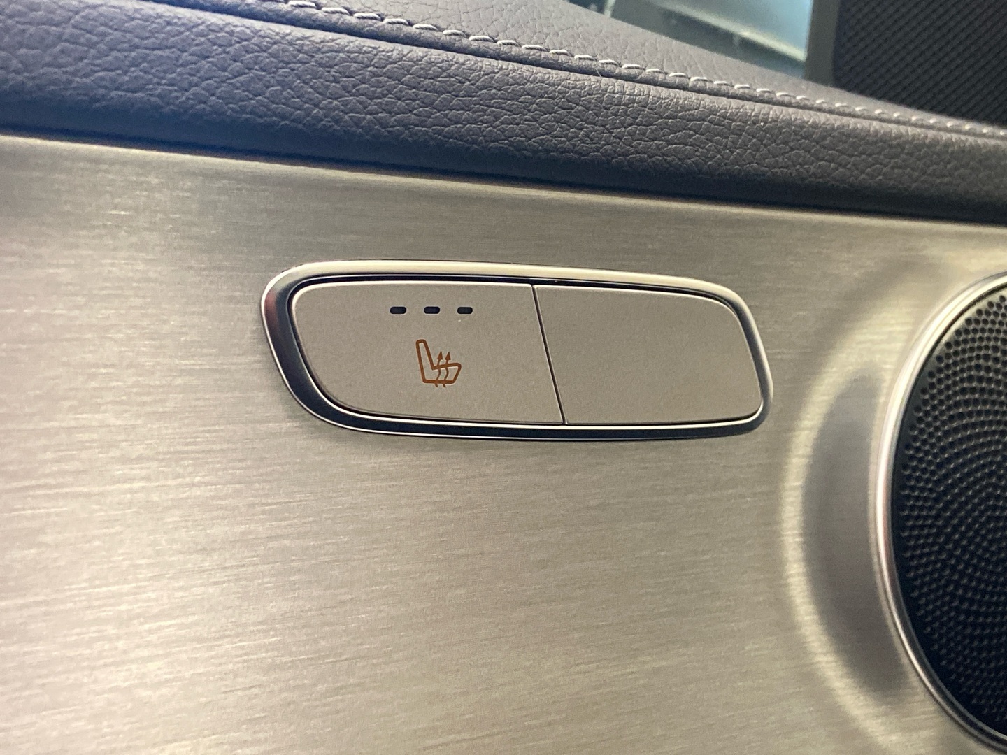 MERCEDES-BENZ C 63 AMG 2015