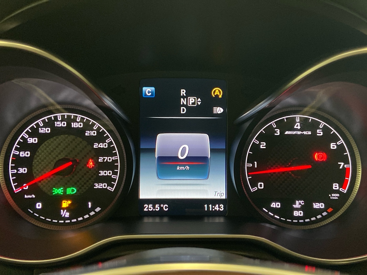 MERCEDES-BENZ C 63 AMG 2015