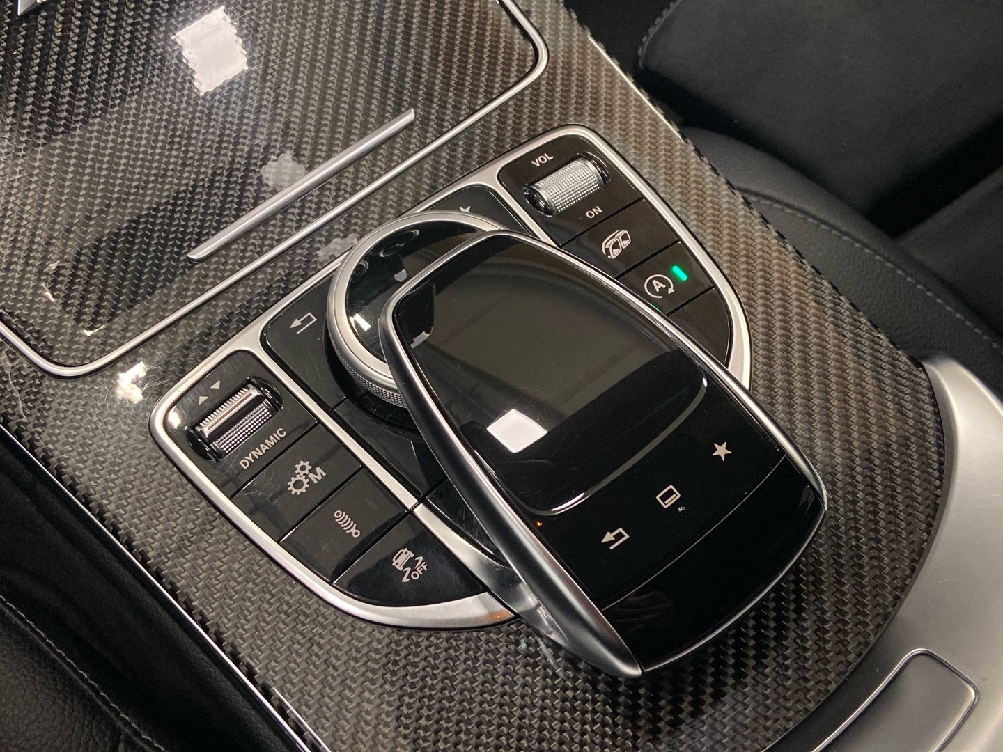 MERCEDES-BENZ C 63 AMG 2015