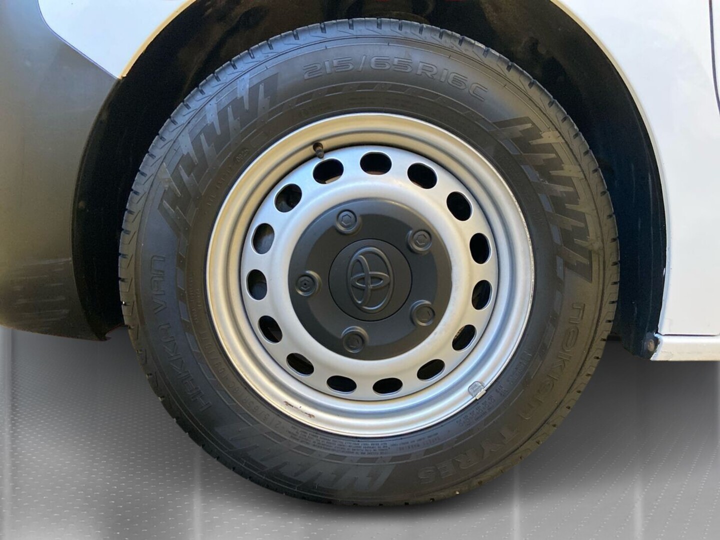 TOYOTA Proace 13