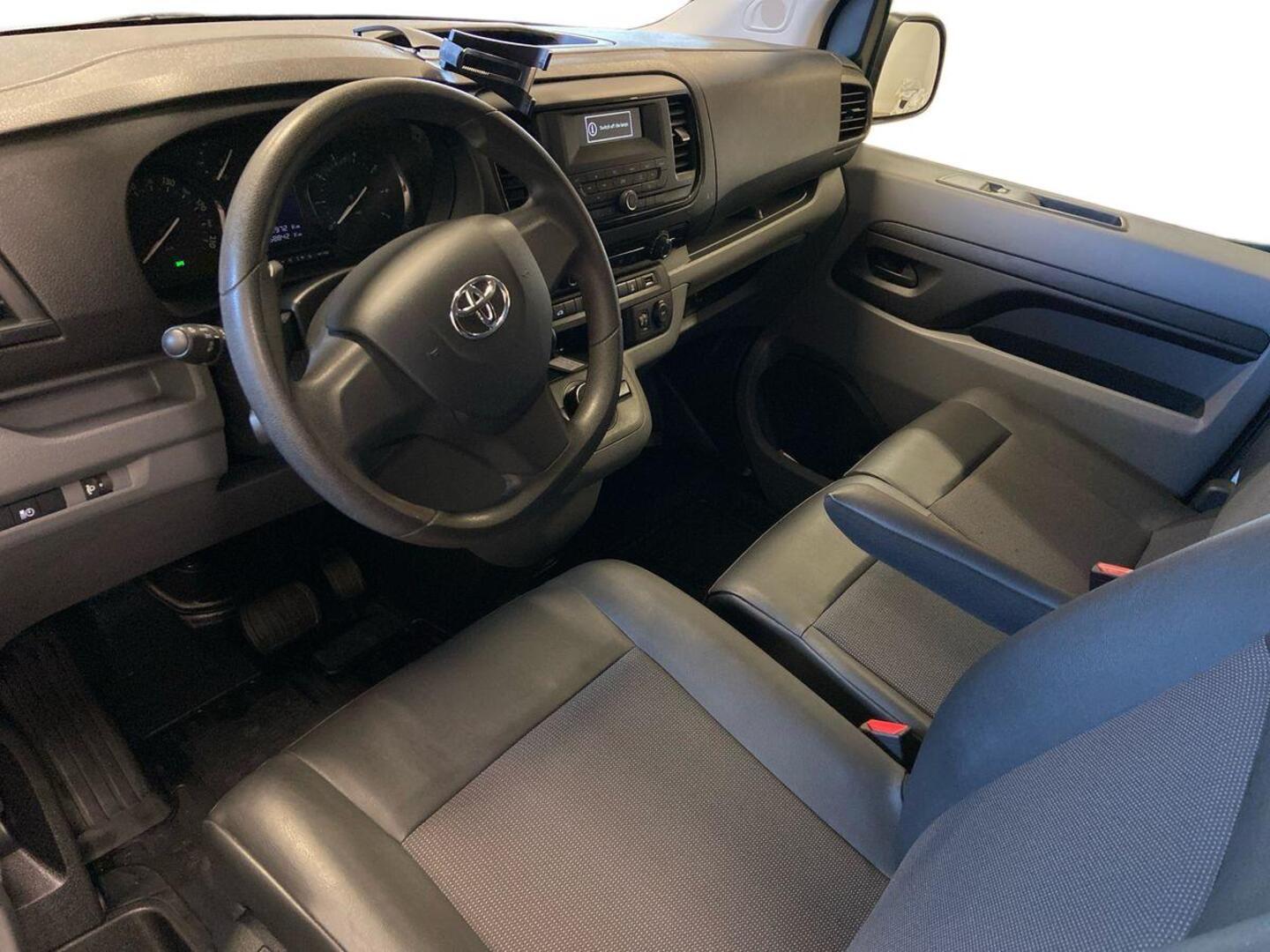 TOYOTA Proace 7