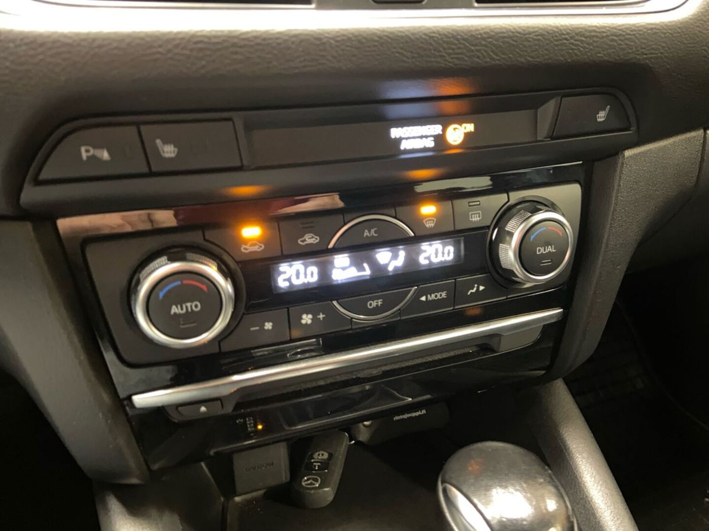 MAZDA Mazda6 2015