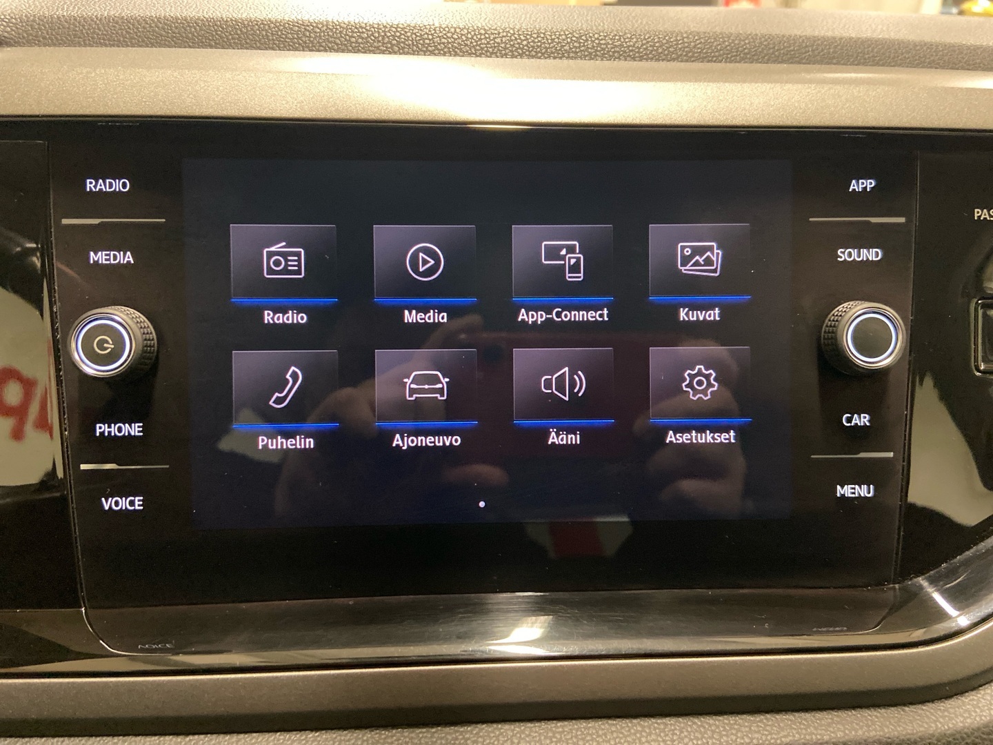 VOLKSWAGEN Polo 2018