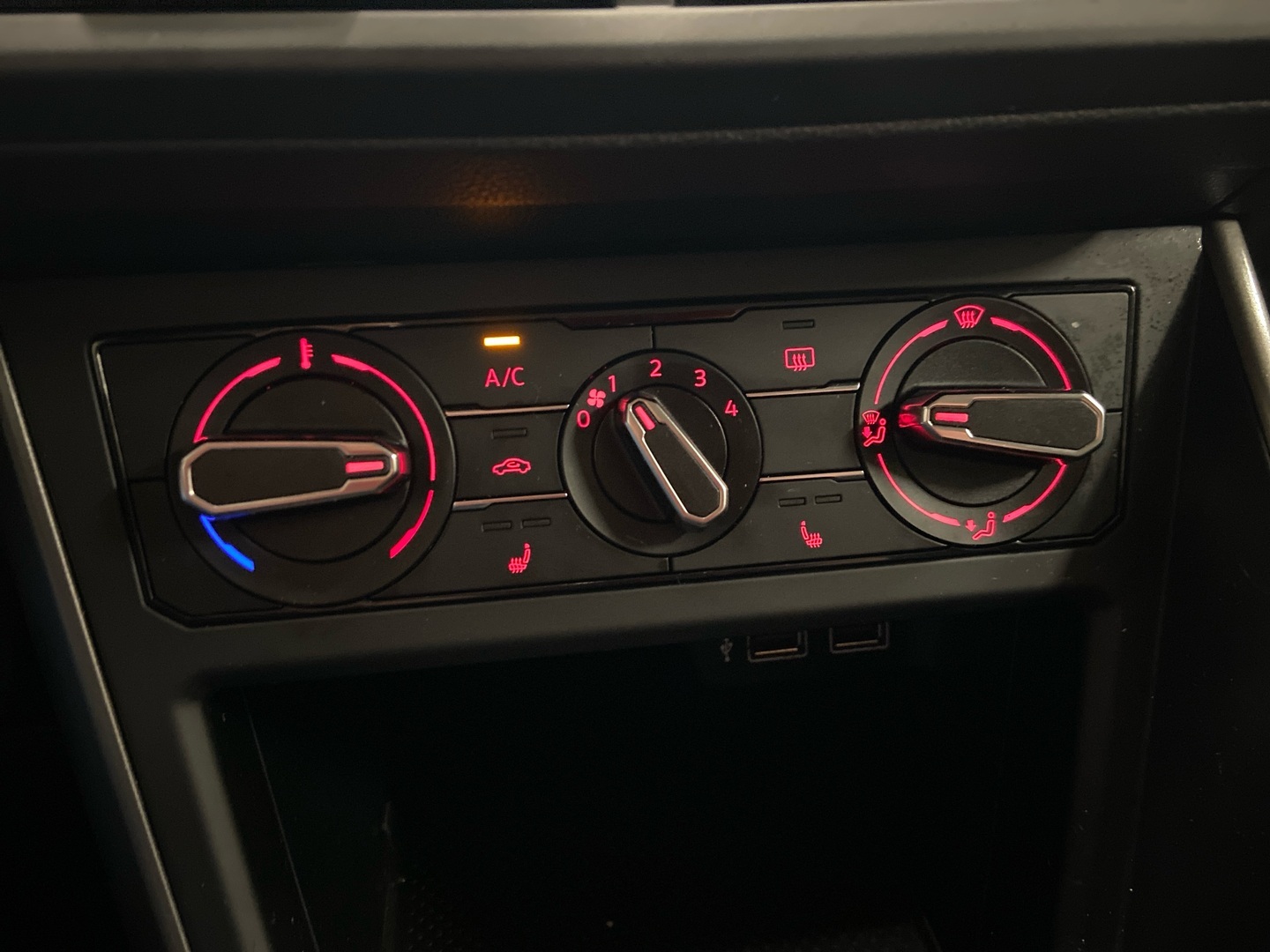 VOLKSWAGEN Polo 2018