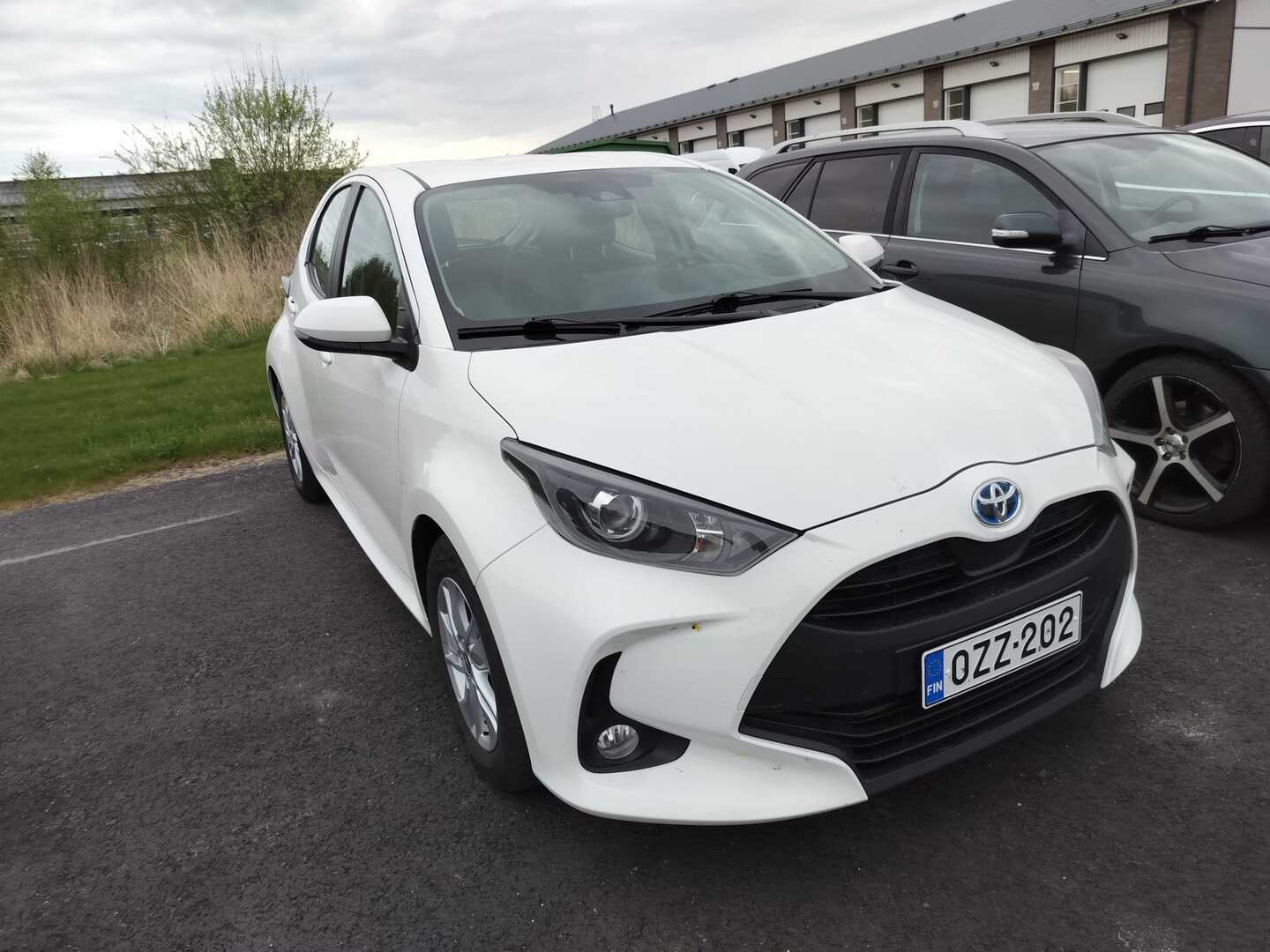 TOYOTA Yaris 2023