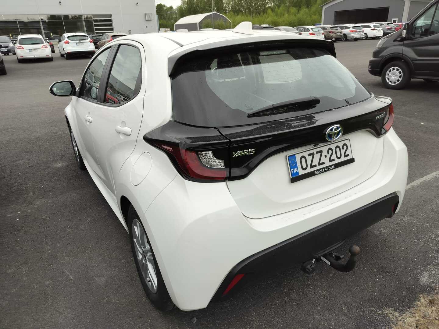 TOYOTA Yaris 2023