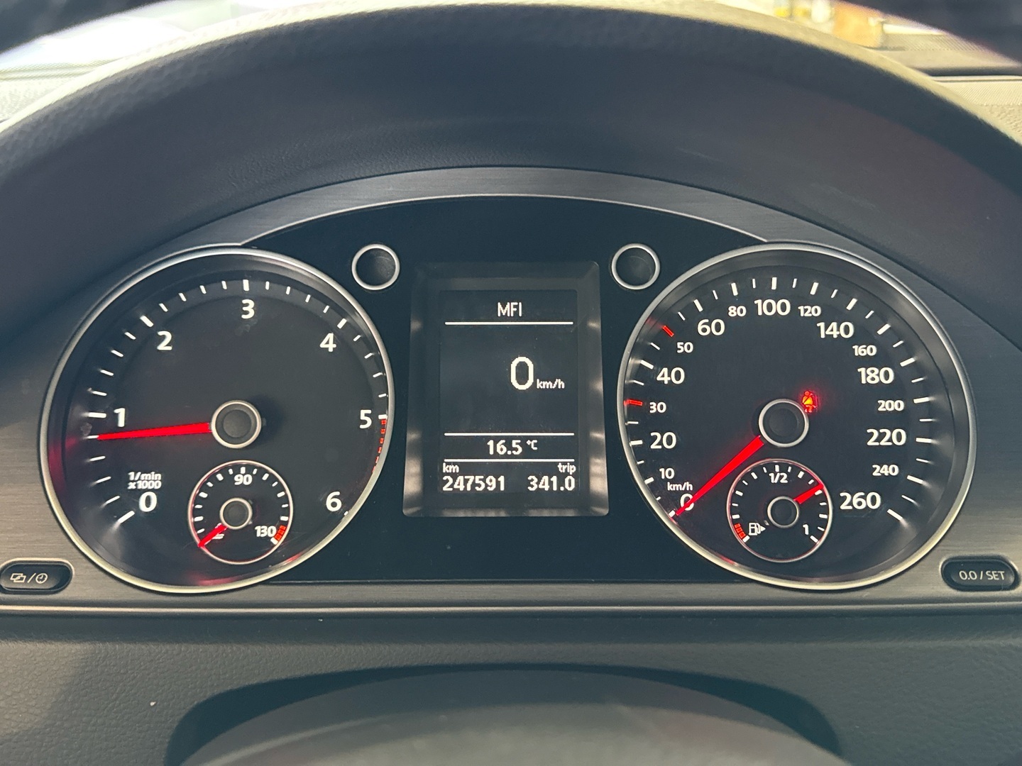 VOLKSWAGEN Passat 2013