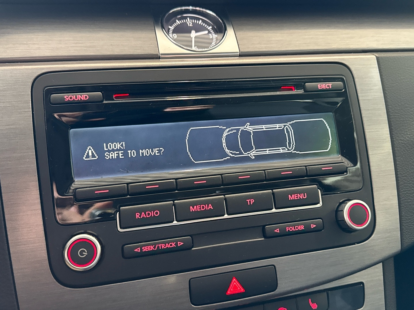 VOLKSWAGEN Passat 2013