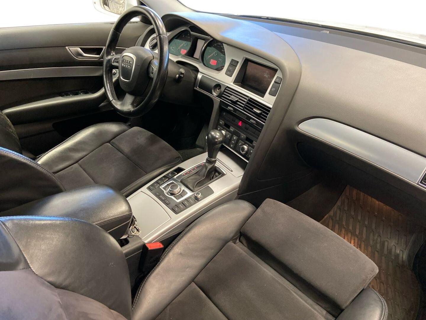 AUDI A6 2010
