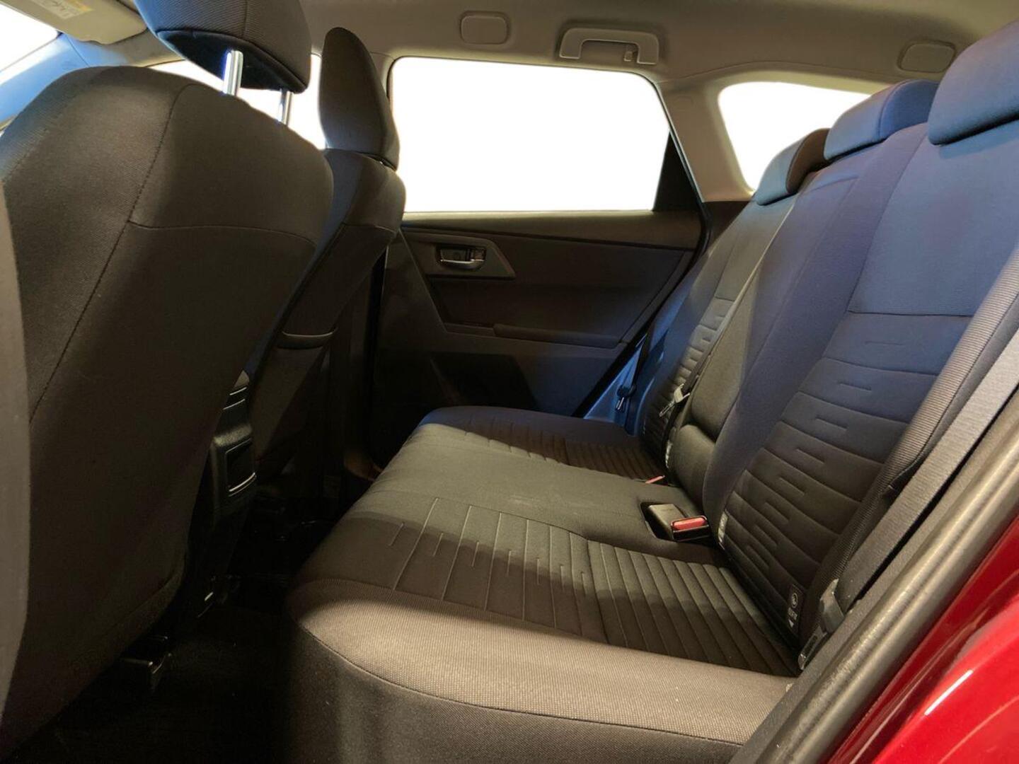 TOYOTA Auris 10
