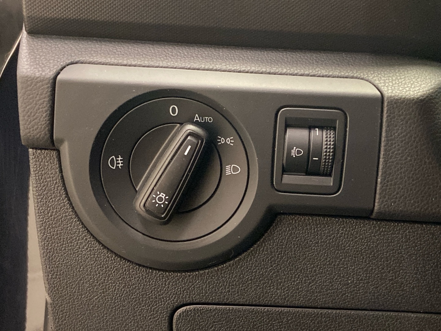 VOLKSWAGEN T-Cross 2024