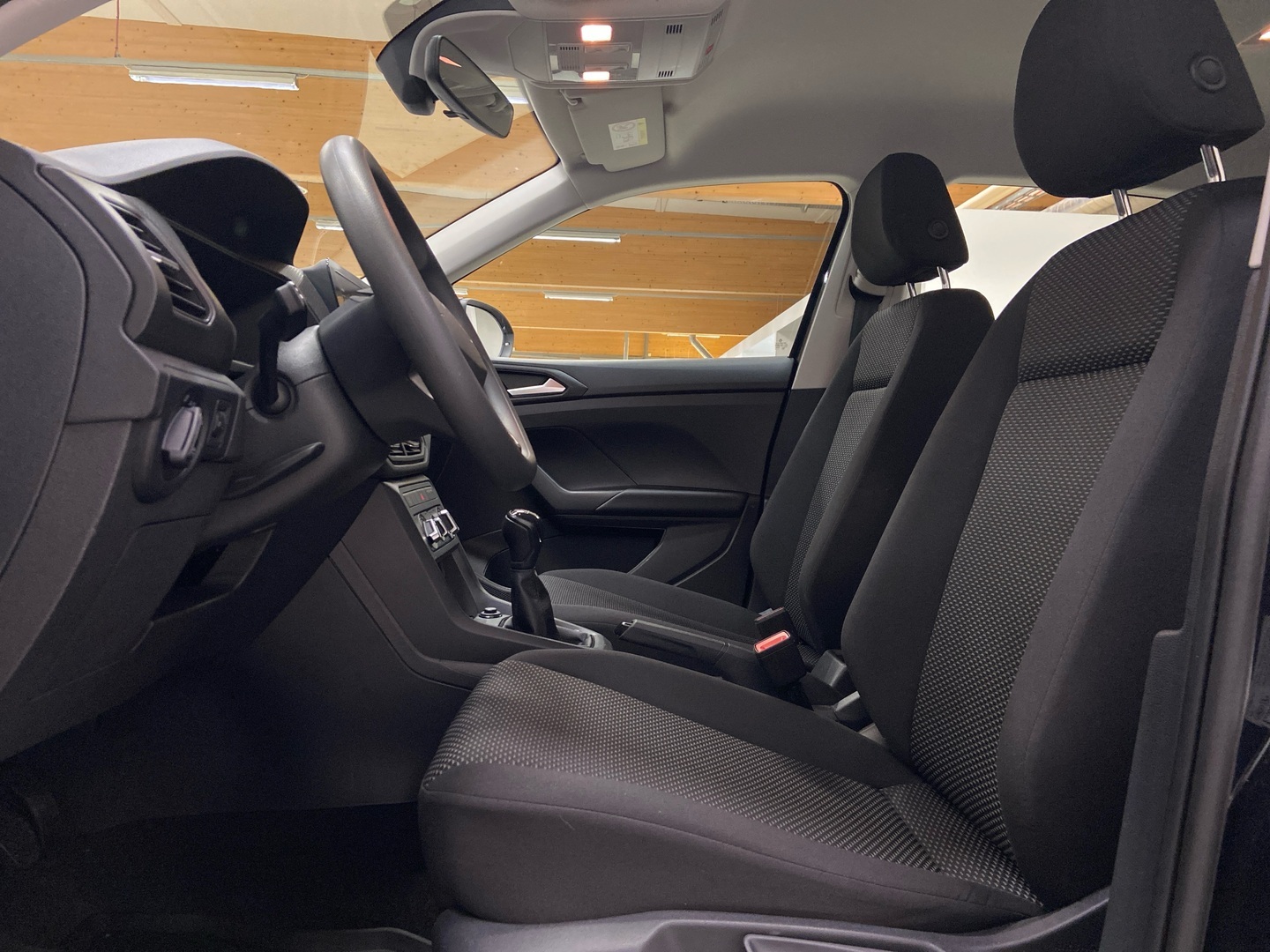 VOLKSWAGEN T-Cross 2024