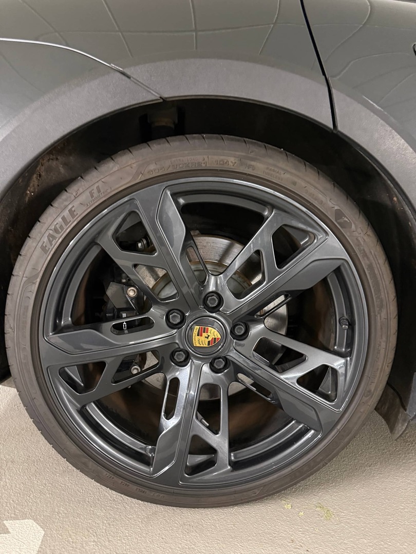 PORSCHE Taycan 2022