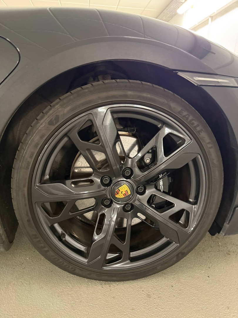 PORSCHE Taycan 2022
