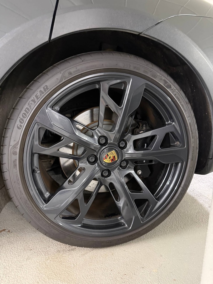 PORSCHE Taycan 2022