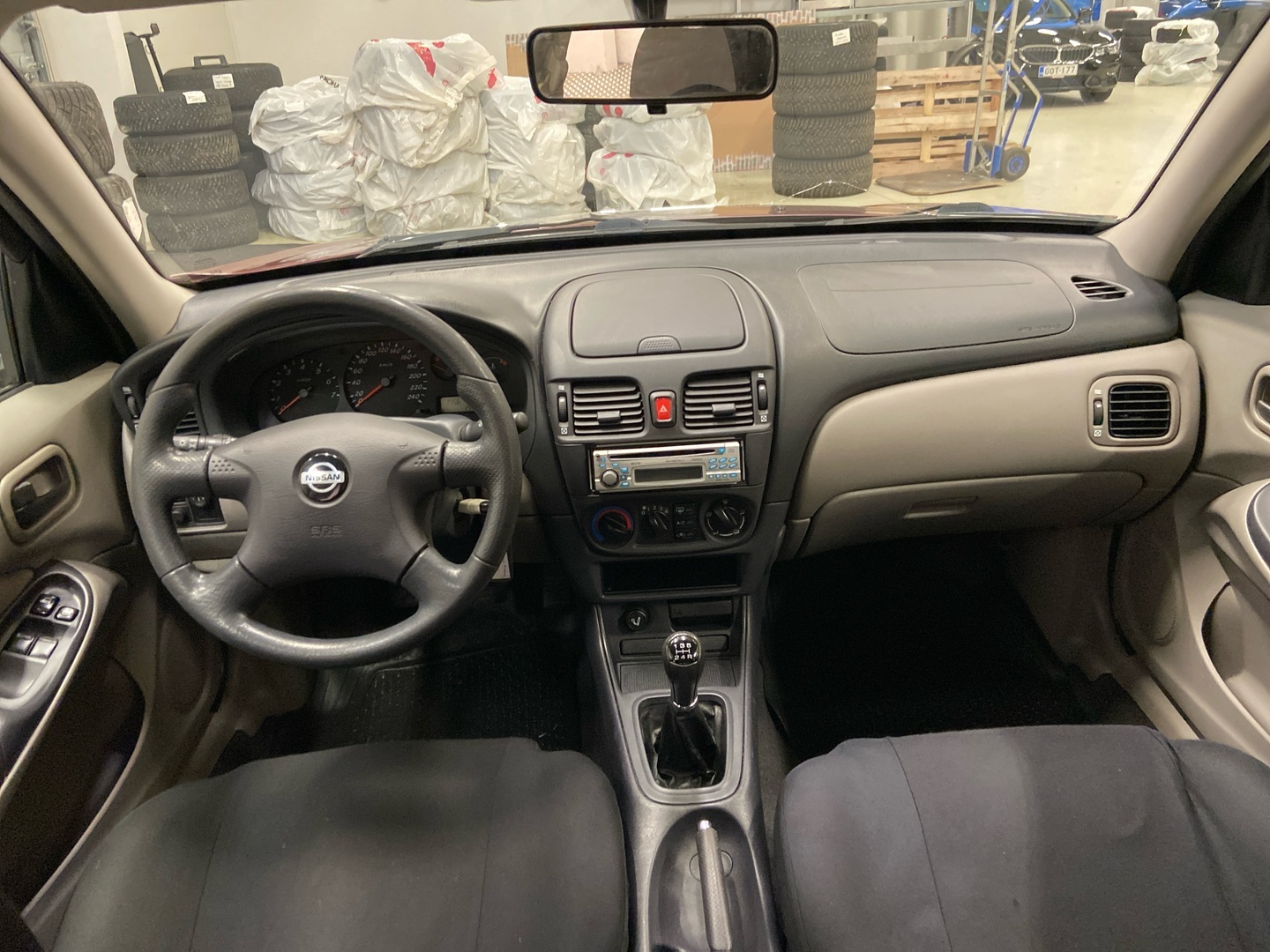 NISSAN Almera 2002