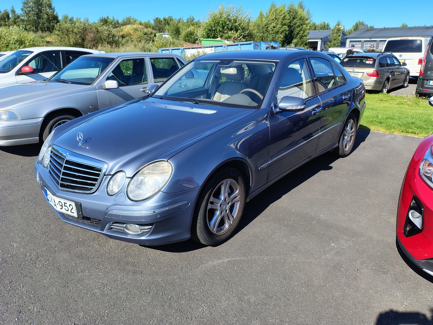 MERCEDES-BENZ E 2006