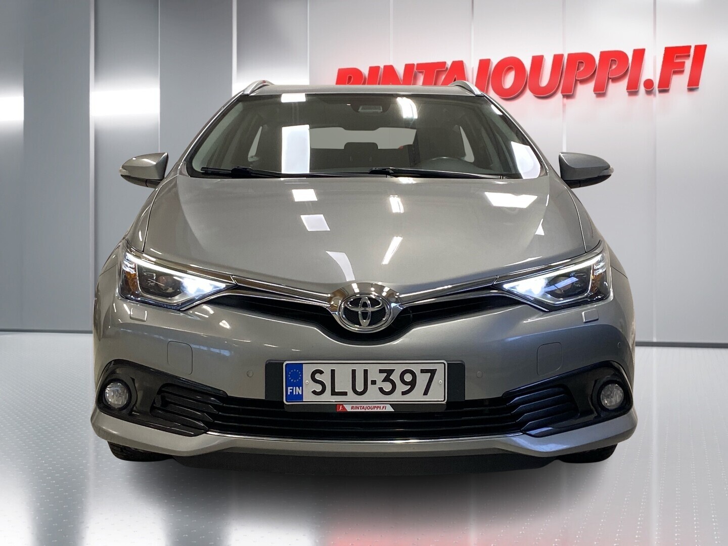 TOYOTA Auris 2015