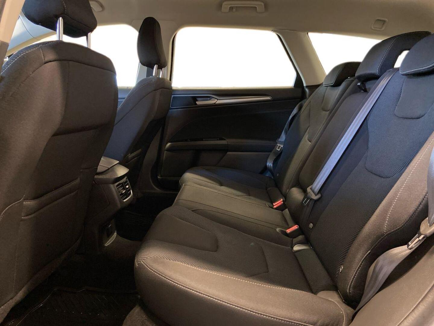 FORD Mondeo 10