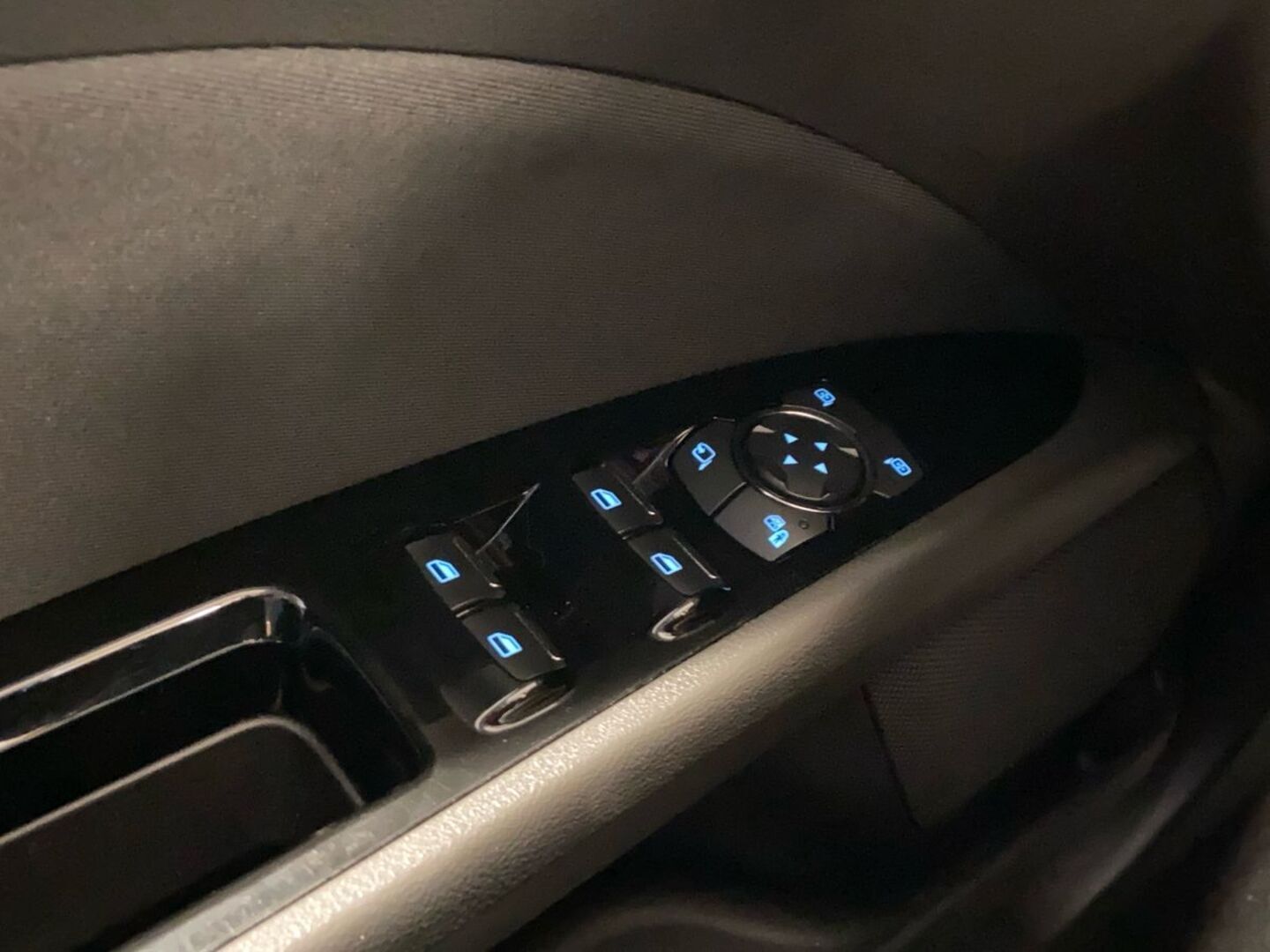 FORD Mondeo 18