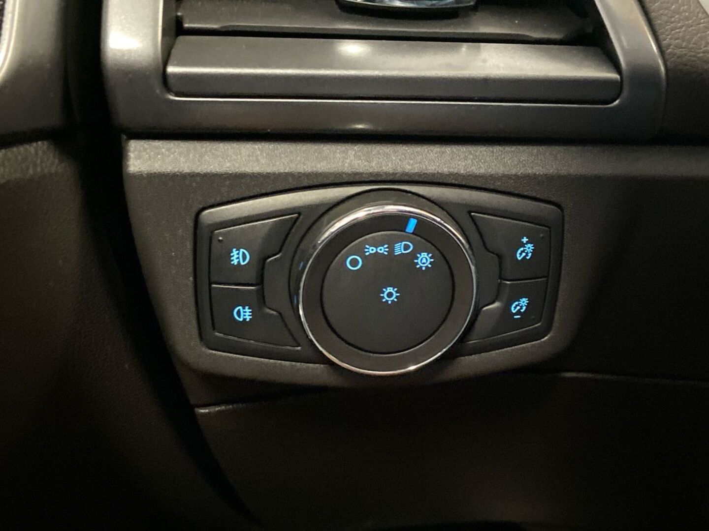 FORD Mondeo 19