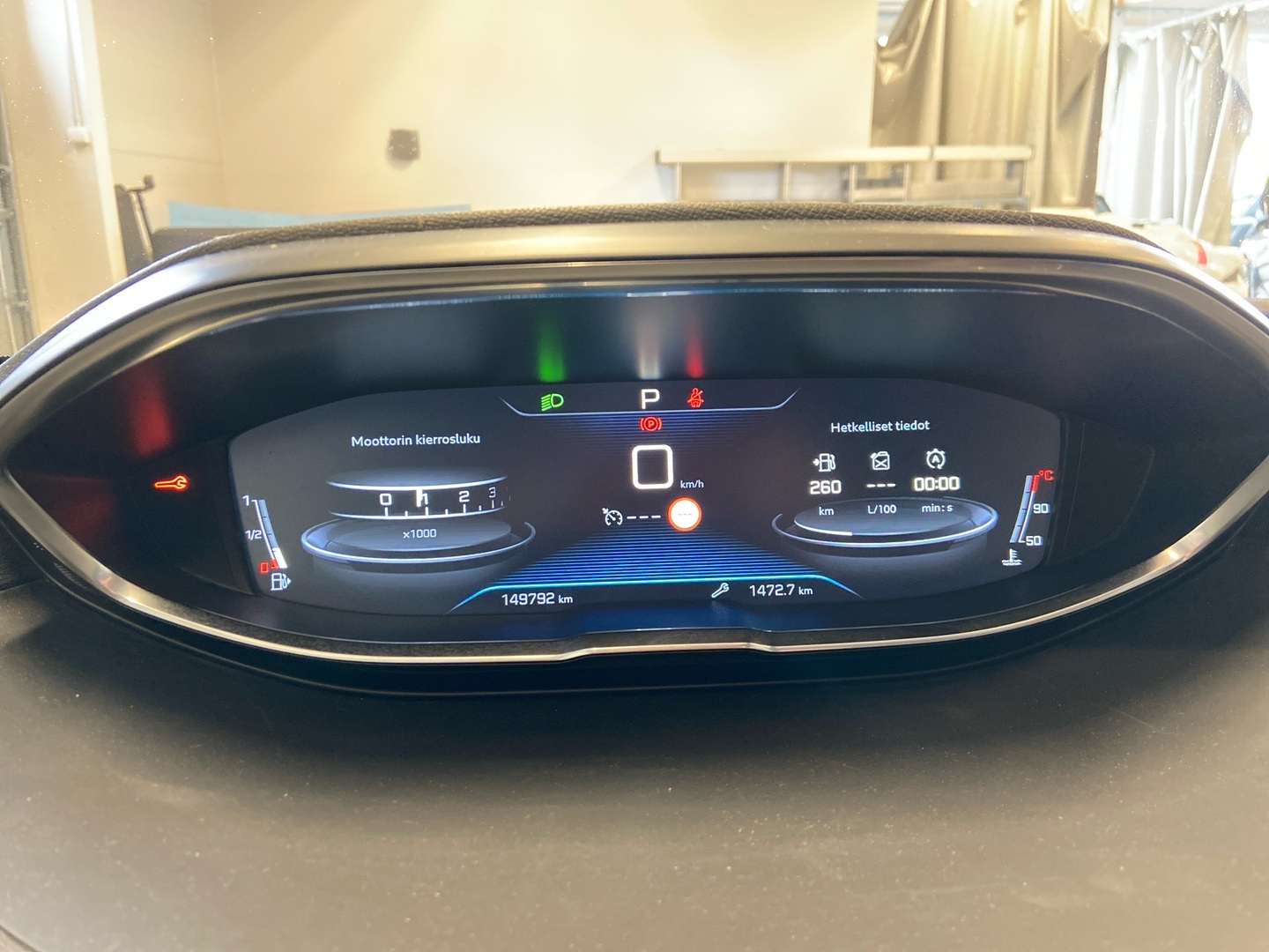 PEUGEOT 5008 2018