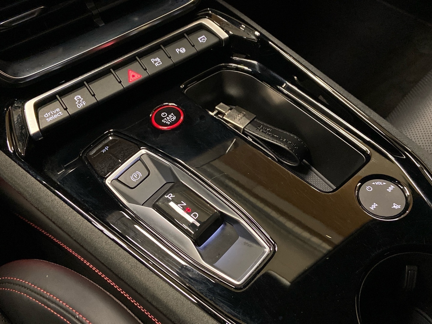 AUDI E-TRON GT RS 2022