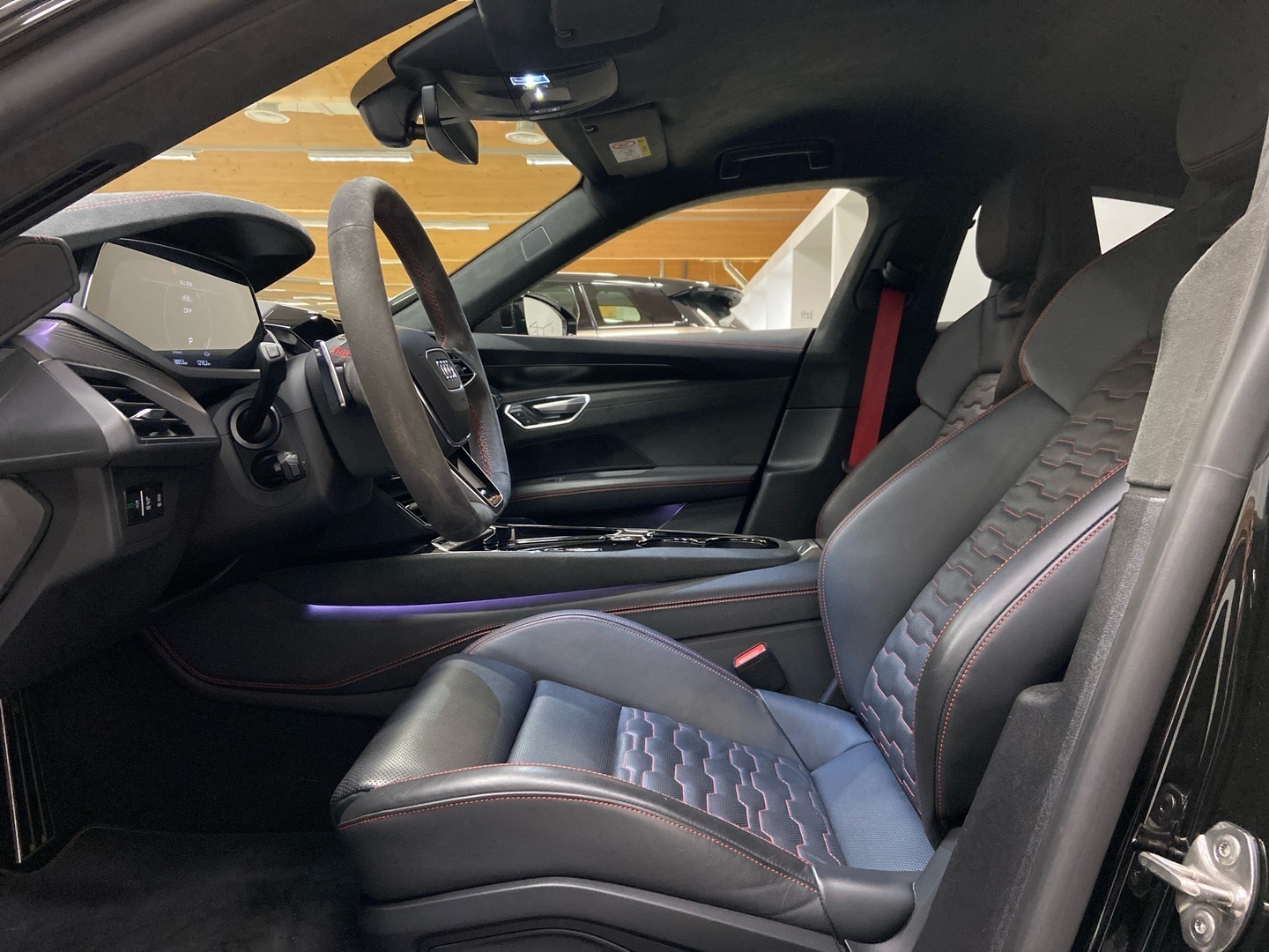 AUDI E-TRON GT RS 2022